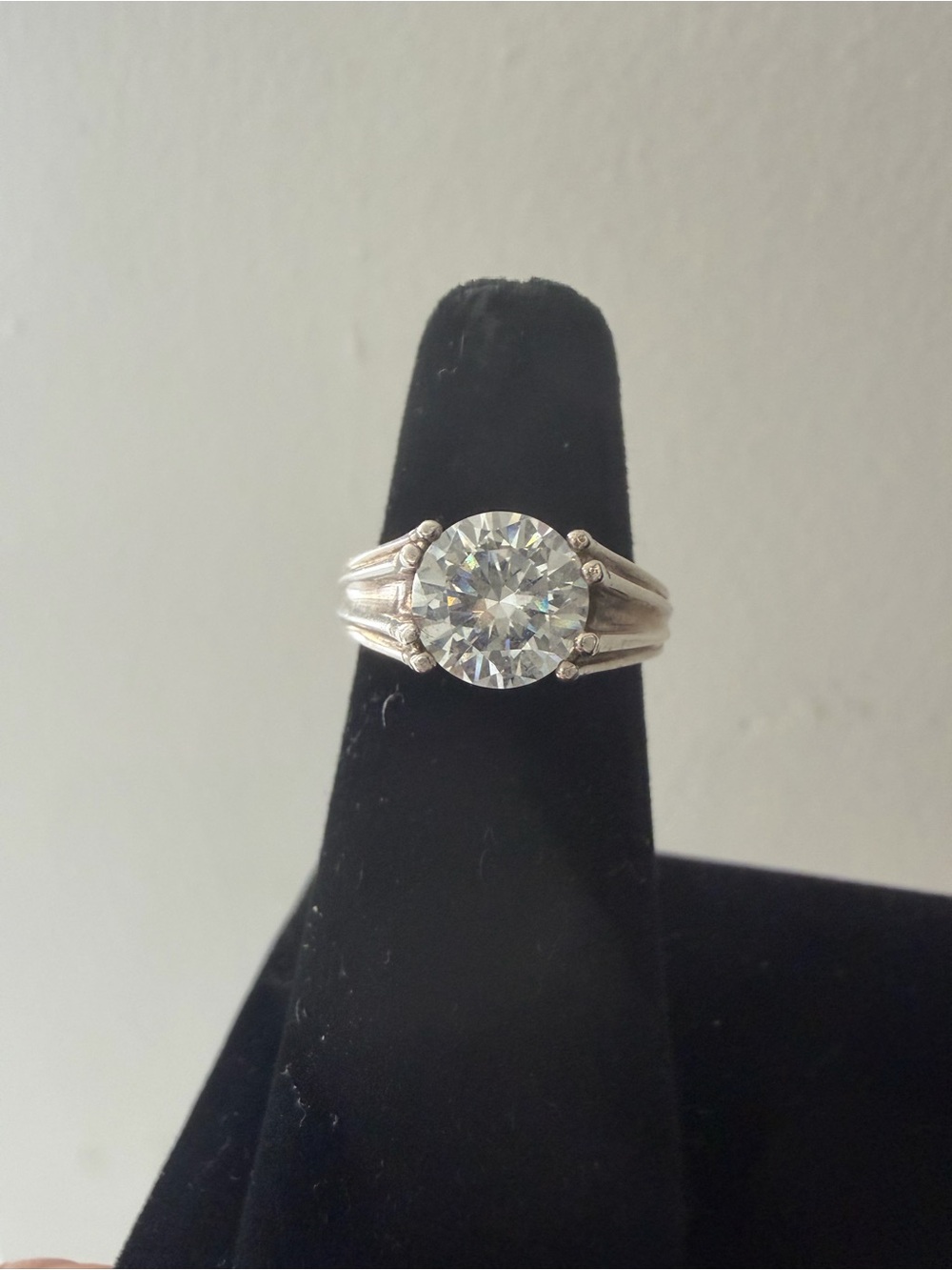 Sterling Silver 925 Solitaire Ring Round-Cut CZ Diamonique- size 5 1/2